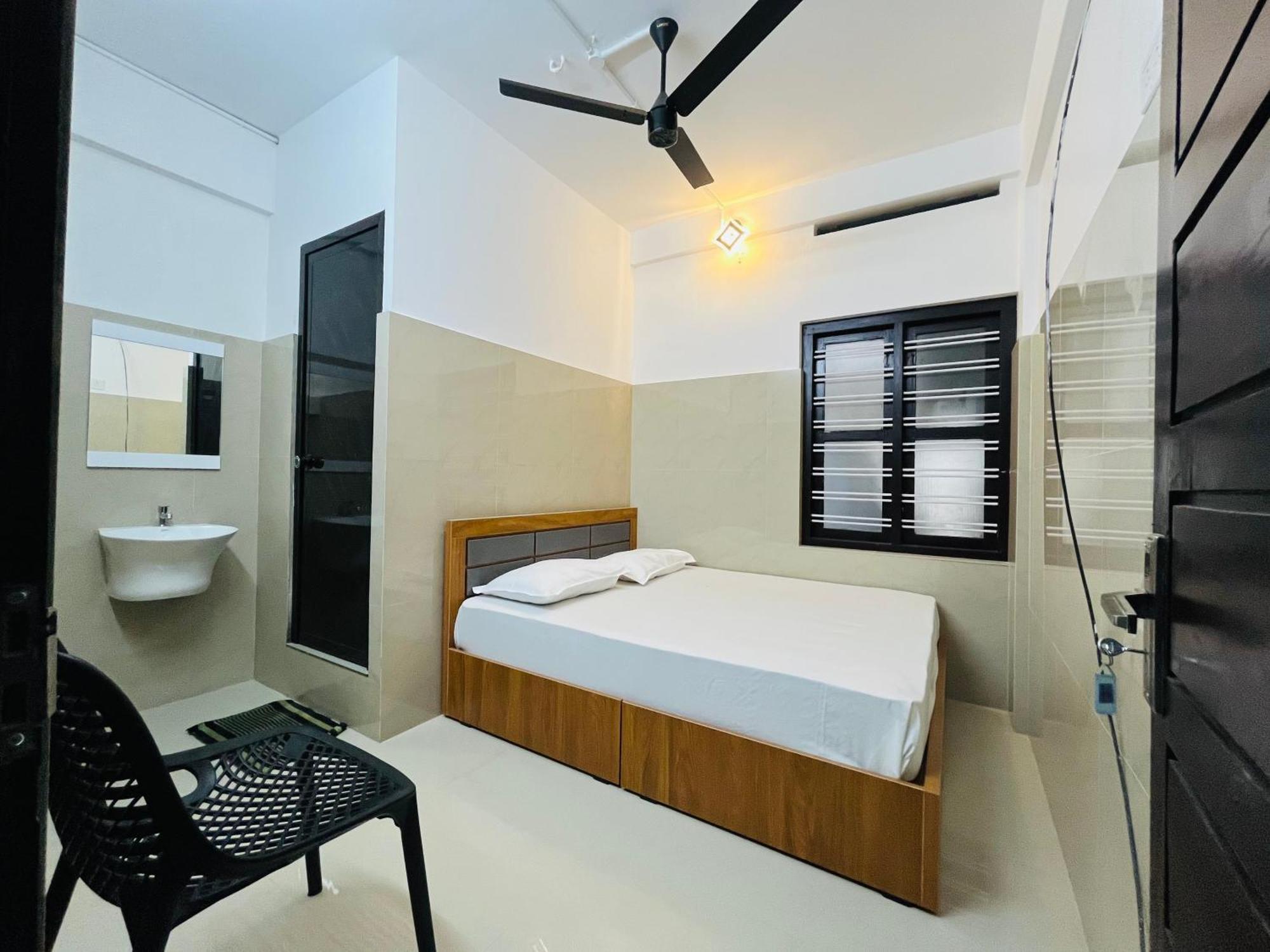 Priya Lodge Calecute Exterior foto